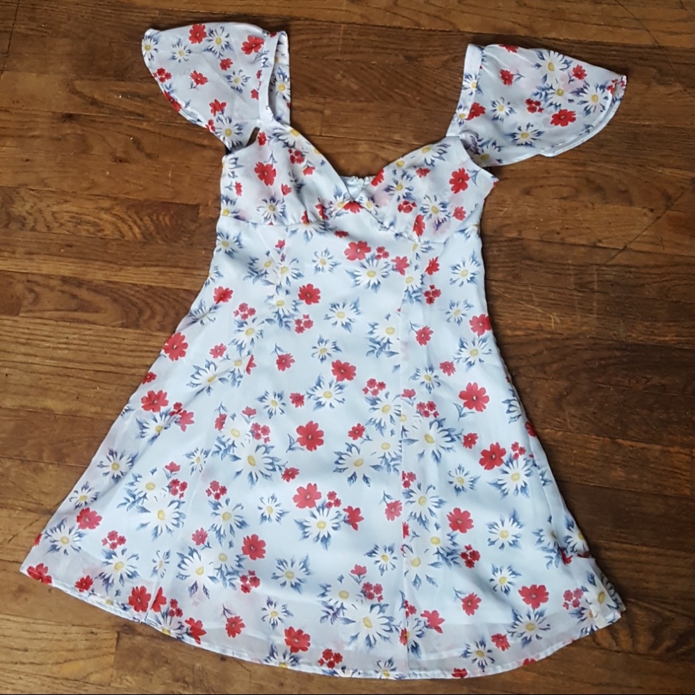 NWT! Lt. Blue Floral Multi Print Short Flowy Dress